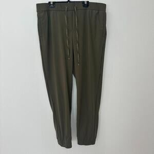 RW & Co Women's Crepe Jogger Pants Kaki Color Large